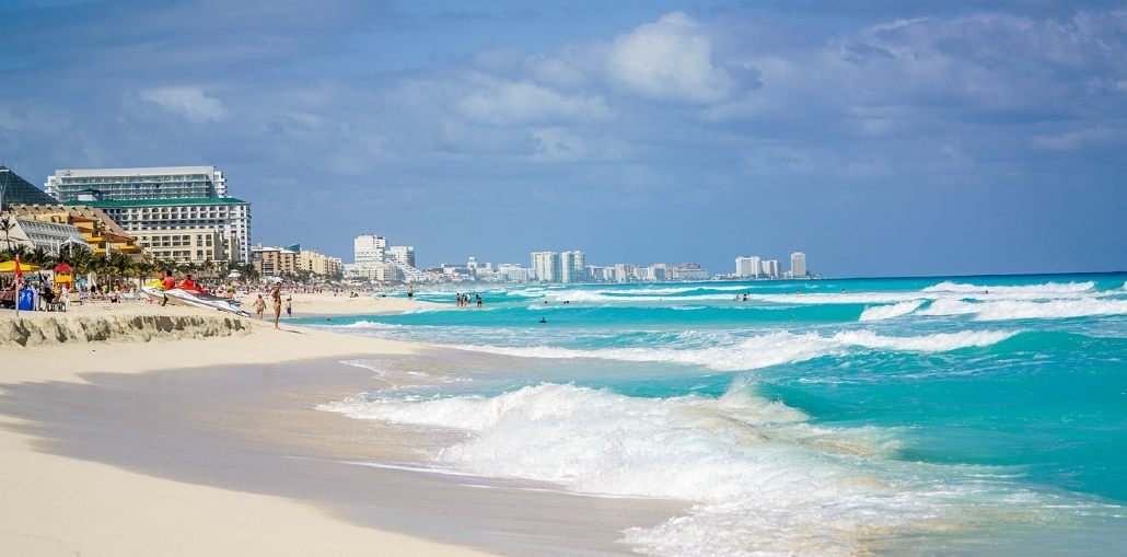 Cancun Beach - No New Riu