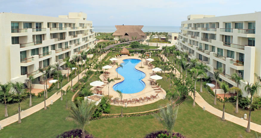 On our list of best all inclusive resorts in South America is Estelar Playa Manzanillo
